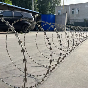 Alambre de púas de doble hélice galvanizado de alta calidad para cercas de plantas químicas, con recubrimiento en caliente y larga vida útil - Product Image 2