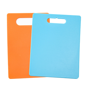 Kit d'accessoires de cuisine en gros : Ustensiles multifonctionnels en plastique pour couper légumes et fruits (sans planche à découper) - Product Image 1