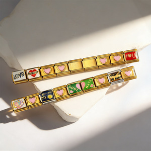 Charm a Cuore in Oro e Argento, Modulare Italiano, con Ali Pendenti, 9mm, con Strumento di Apertura per Bracciale Nomination - Product Image 1