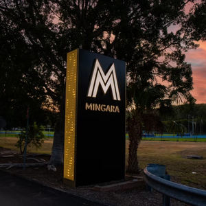 Totem Digitale Multilingue per Segnaletica Informativa in Aeroporti Internazionali, Attrazioni Turistiche, Centri di Benvenuto Cittadini e Segnaletica Direzionale - Product Image 5