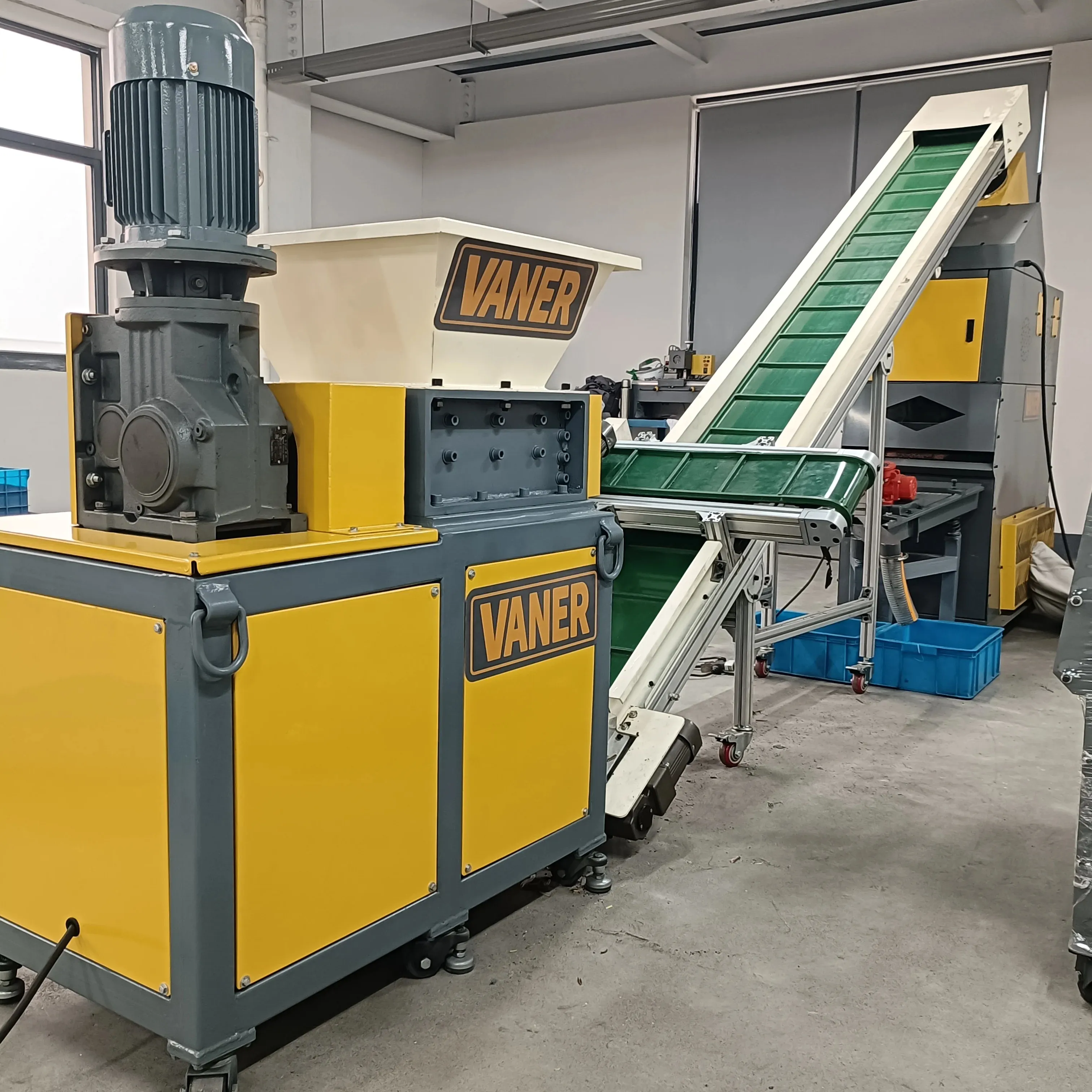 Vaner 100-180Kg/Hoge Capaciteit Fabricage Automatische Koperen Kabel Granulator Recycling Machine Shredder Apparatuur