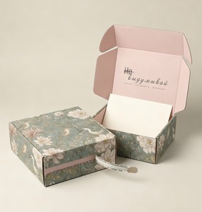 La fábrica ofrece la venta al por mayor de cajas de cartón corrugado autosellables de alta calidad. Logotipos personalizados están disponibles. Tira autoadhesiva de fácil desgarro - Product Image 1
