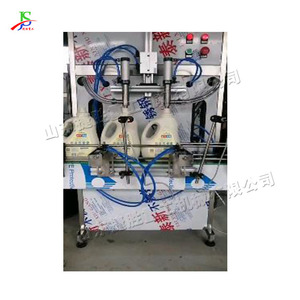 <strong>Automatic</strong> 4 Head Constant Flow Liquid <strong>Filling</strong> <strong>Machine</strong> Small Vertical Liquid Packaging <strong>Machine</strong> Ecuador/Russia Hot Sale