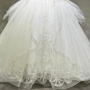 Nouvelle Robe de Mariée de Luxe Wx105 Princesse de Dubaï avec Paillettes, Perles et Cristaux, Traîne Chapelle, Coupe Princesse - Product Image 5