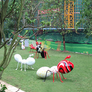 Escultura de Hormigas e Insectos de Fibra de Vidrio Libit, Figura Animal Hecha a Mano para Decoración de Exteriores, Personalizable, para Montar en el Suelo - Product Image 3
