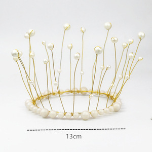 Décoration de gâteau en forme de couronne ronde à perles, en plastique réutilisable, style moderne élégant pour anniversaire - Product Image 4