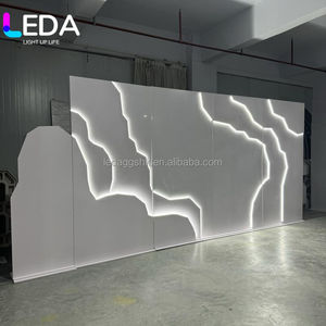 LEDA Fournitures de scène pour mariages et événements : Mur de fond de scène rectangulaire en acrylique blanc à LED ondulées - Product Image 6