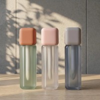 Tube Lip Gloss Matte Custom Yuecai, Plastik Persegi, Buram, Gradasi, Sentuhan Lembut, Kosong, Kemasan Lipstik Cair 5ML