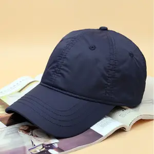 Leere Hüte mit individuellem Logo, wasserdichte, schnell trocknende 6-Panel-Baseballmützen aus Baumwolle/UV SPF 50 Running Cap