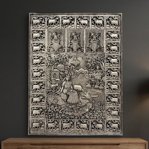 Jarrón de Pared Vertical de Cobre Hecho a Mano Estilo Art Deco con Pintura de Shreenath Ji de Vacas Pastando en una Aldea - Product Image 3