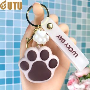 Porte-clés créatif en plastique en forme de patte de chat, design cœur mignon pour fille, pendentif de voiture, cadeau pour couple - Product Image 4