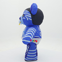Costume de mascotte gonflable d'ours bébé imprimé sur mesure avec motif bleu, sucette et couche pour spectacle de festival