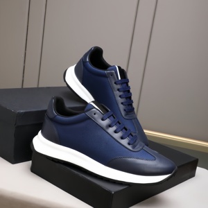 Zapatos Deportivos Casuales de Diseño con Función Antideslizante, Forro de Cuero Genuino, Cierre con Cordones, Tendencia de Moda Lujosa - Product Image 2