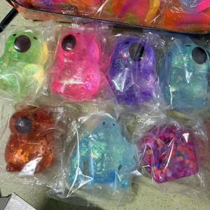 Caja de Juguetes Squishies de Dumplings Misteriosos Arcoíris, Bolitas Sensoriales Antiestrés de Panecillos al Vapor con Purpurina y Bolas Coloridas - Product Image 5