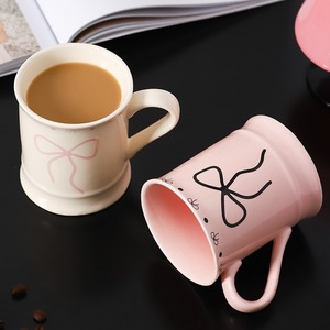 Mug en céramique classique peint à la main de 350 ml pour le café, réutilisable et sans danger pour les aliments, cadeau de fête - Product Image 4