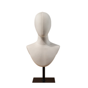 Tête de mannequin en tissu plastique avec support métallique et torse réaliste pour l'affichage de perruques, chapeaux, écharpes et colliers - Product Image 5