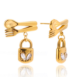 Pendientes de Acero Inoxidable con Oro de 18K, Diseño de Cuchara y Tenedor con Zirconia en Forma de Corazón, Joyería de Regalo - Product Image 5
