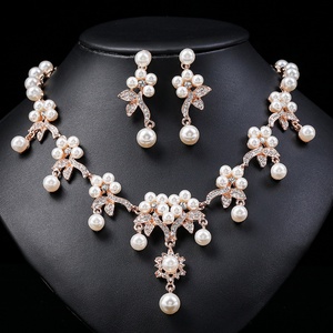 2026 New Branch Shaped Pearl Necklace <b>Set</b> Ethnic Retro Ornaments Collar Chain Bridal Dress Alloy <b>Crystal</b> Necklace <b>Set</b> - Product Image 6