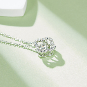 Collar de Trébol de Plata S925 con Moissanita de Lujo J&C, Colgante de 0.5 Quilates D VVS1 para Mujer, Regalo - Product Image 4