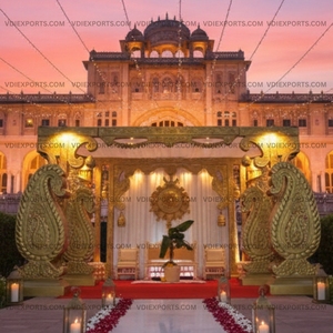 Mandap de Boda de Lujo con Diseño de Pavo Real, Pabellón Tallado en Oro Antiguo para Bodas en Palacios y Destinos, Calidad de Exportación Premium - Product Image 2
