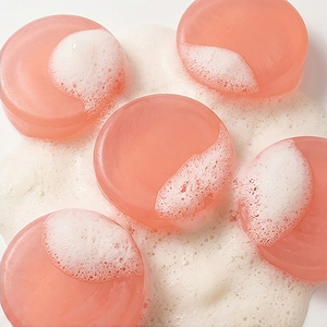 Savon Y757 YOKO GOLD GLUTA + B5 AURA BOOST 60g. Fabriqué avec des ingrédients bénéfiques pour une peau éclatante, qualité export - Product Image 5