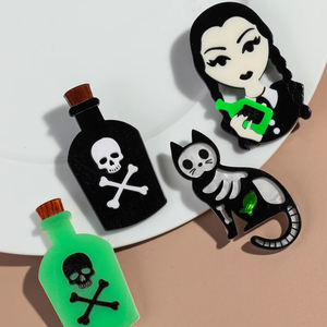 Nueva ropa creativa broche de Halloween Pop gato negro murciélago chica calavera botella escoba mágica amor espeluznante mujeres acrílico broches Pin - Product Image 4