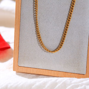 工場メーカーステンレス鋼18K金メッキツイストチェーンロープチェーンネックレスジュエリーリンクチェーンネックレス女性用 - Product Image 5