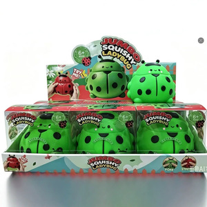 Jouet créatif de simulation, énorme coccinelle à sept étoiles, jouet moelleux, super doux, anti-stress, balle à presser, jouet promotionnel - Product Image 1