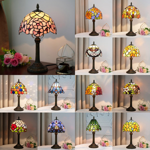 Bestseller Maßgefertigte Tiffany-Tischlampe für Hotel Schlafzimmer Nachttisch Wohnzimmer Dekoration Beleuchtung Minimalistische Schreibtischleuchten - Product Image 3