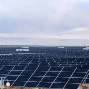 Panel Solar PERC Monocristalino/Bicristalino de 60W 18V con 22% de Eficiencia, Dimensiones 590x670mm para Generación de Energía Doméstica - Product Image 1