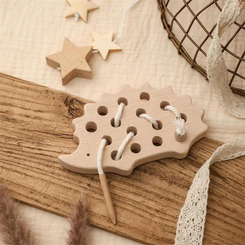 Montessori Eco educational Wood Hedgehog Threading animali allacciatura in legno per bambini attività per bambini, giocattolo ecologico naturale