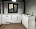 Maison conteneur préfabriquée extensible moderne de 20 pieds, maison modulaire personnalisée à 2 chambres, maison modulaire confortable