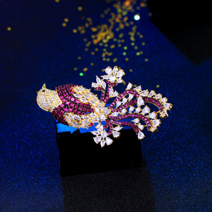 Retro exquisito pájaro Fénix brillante circonita cúbica chapado en oro broche Pin para mujer accesorios de joyería de fiesta de noche - Product Image 4