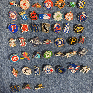 Broches en émail personnalisées en gros sur le thème du baseball, badges d'équipe de baseball - Product Image 4