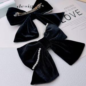 Forcina con fiocco da donna a coda di rondine con Clip laterale per punta di tessuto per bambina - Product Image 1