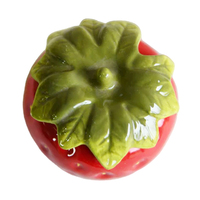 Op Maat Gemaakte Vintage 3d Fruitvormige Container Voor Voedselopslag Conserveer Overdekte Pot Keramische Rode Aardbei Jampotten Pot Met Deksel