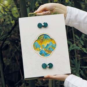 Caja de Regalo Rectangular Portátil de Alta Gama con Doble Puerta para Damas de Honor, con Papel Gris Bronceado y Logotipo UV Personalizable - Product Image 3