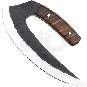 Couteau Ullu en acier damas fait à la main avec manche en bois de rose coupe-pizza de cuisine prix bon marché en gros avec gaine en cuir - Product Image 1