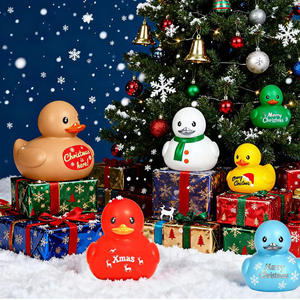 Promocional personalizado 2 pulgadas surtido único Navidad patos fiesta baño juguetes Pvc <span class=keywords><strong>bañera</strong></span> a granel Squeaky vinilo baño goma pato - Product Image 2