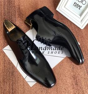 Chaussures en cuir haut de gamme pour hommes - Nouveau style de chaussures Oxford en cuir véritable gravé - Chaussures de mariage de qualité supérieure - Product Image 6