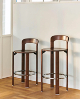 Tabourets de bar médiévaux nordiques modernes vintage rétro en bois massif avec dossier, chaises hautes pour hôtel et salle à manger