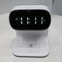Lámpara de Noche Portátil con Reloj, Luz Nocturna con 3 Niveles de Intensidad Táctil, Diseño Moderno, Lámpara de Escritorio LED para Hogar, Oficina y Viajes