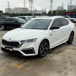 Auto Usata <span class=keywords><strong>2021</strong></span> <span class=keywords><strong>Skoda</strong></span> Octavia Pro 1.4T 280TSI DSG Automatica Edizione Smart Luxury Ben Equipaggiata Berlina Compatta a Benzina di Seconda Mano - Product Image 1