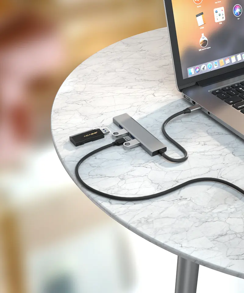 4 ports high speed USB2.0 hub. A simple and compact USB hub that can be used not only at home
