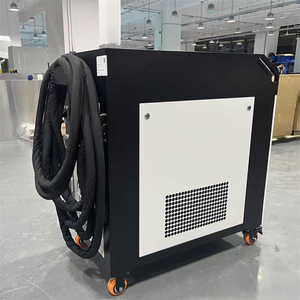 Machine de nettoyage laser portable 500W, machine de nettoyage laser à fibre pour le bois, élimination de la rouille, machine de nettoyage laser pulsé 300W - Product Image 4