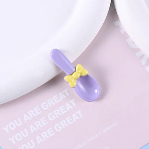 CHENXI Mini Moldes de Resina con Forma de Lazo de Mariposa para Manualidades DIY, Adornos de Pegamento en Crema para el Cabello, Decoración para Fundas de Teléfono, Estilo de Dibujos Animados 17x48mm - Product Image 6