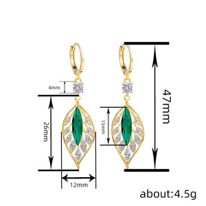 Orecchini Pendenti a Foglia Marquise per Donne, Gioielli Eleganti e Delicati di Tendenza - Product Image 6