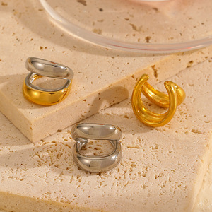 Pendientes de aro geométricos minimalistas de doble capa de acero inoxidable, clips para las orejas de acero titanio con oro de 18k para mujer, joyería de moda. - Product Image 2