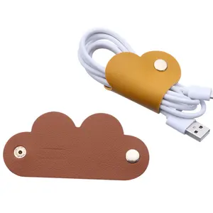 Leuke Cartoon Lederen Kabelhaspel Tie Oortelefoon Oprolfunctie Kabel Management Cord Organizer Charger