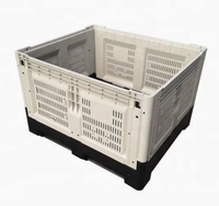 Palette en plastique pliable et empilable pour le transport de fruits, robuste et de qualité professionnelle, pour la logistique et le stockage alimentaire en gros.